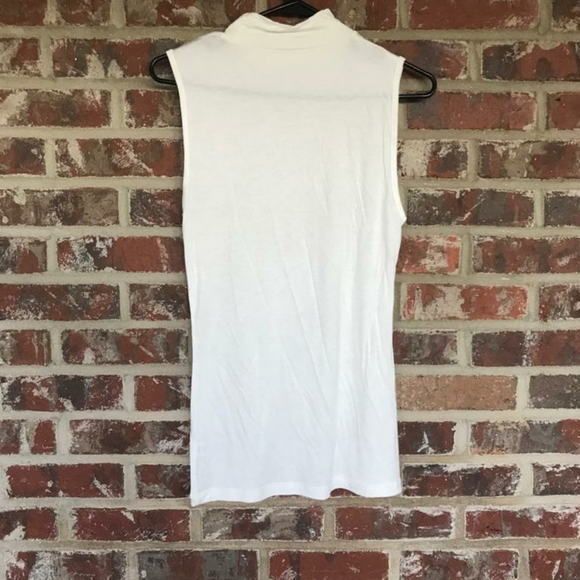 Short sleeve blouse - Picture 2 of 4